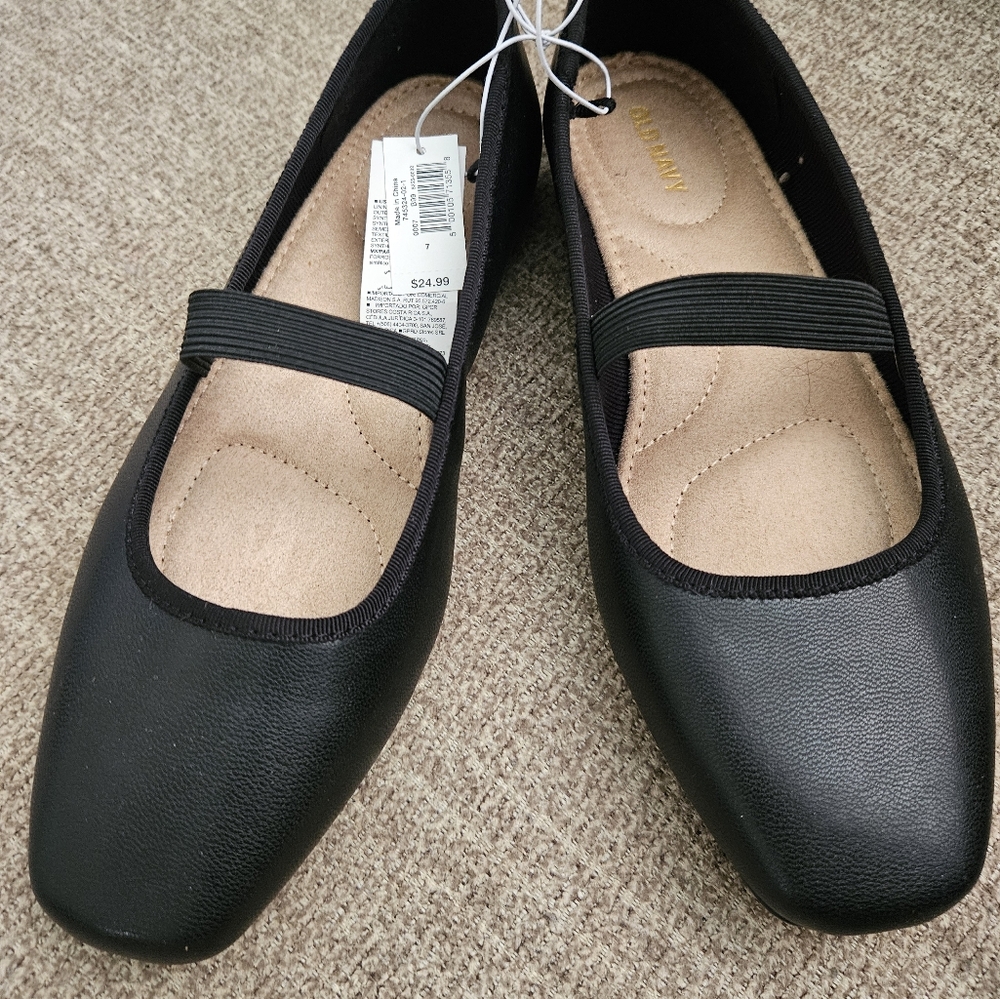 Old Navy Black Mary Jane Flats